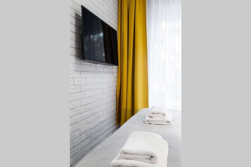 Househost Apartment: Miodowa 42/8A Street Cracovia Exterior foto