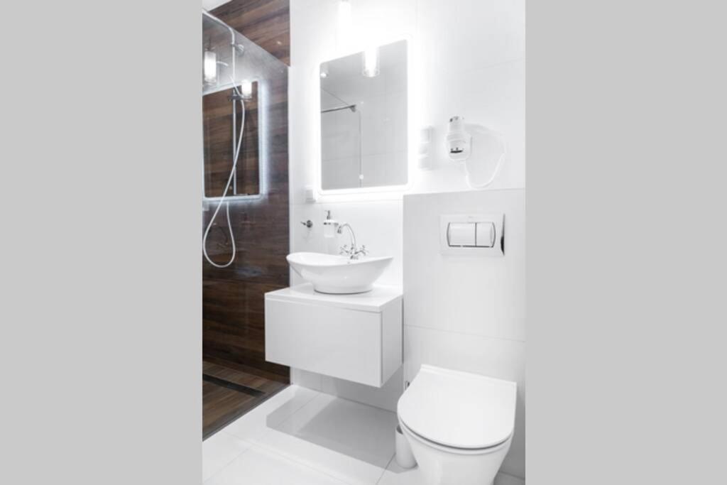 Househost Apartment: Miodowa 42/8A Street Cracovia Exterior foto