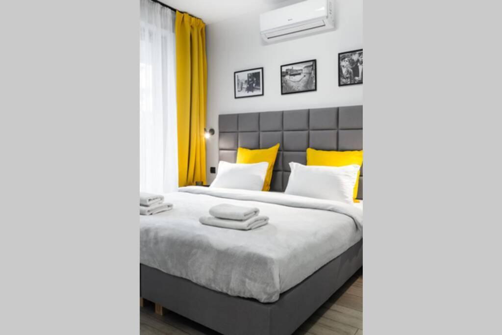 Househost Apartment: Miodowa 42/8A Street Cracovia Exterior foto